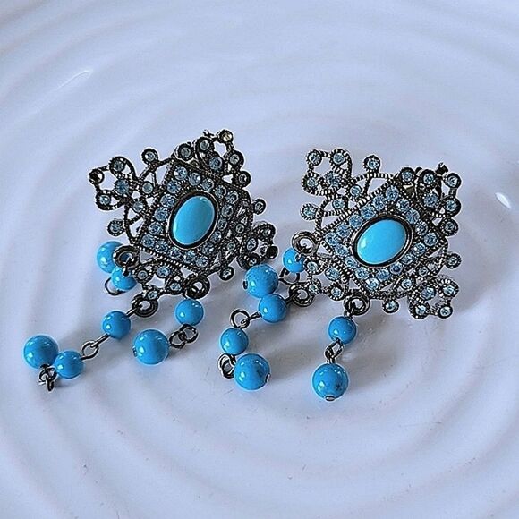 Vtg faux turquoise & rhinestone silver tone clip-on earrings - Picture 6 of 8